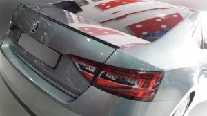 Skoda Super Uyumlu B 2016-2019 (3V) Anatomik Spoiler Plastik