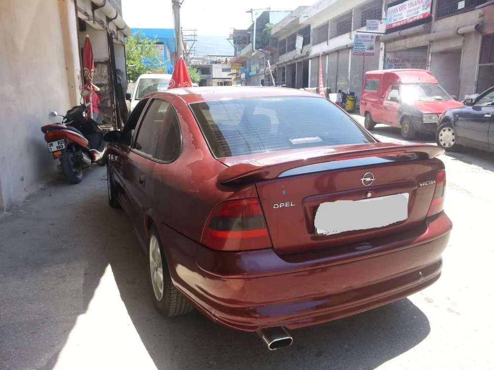 Opel Vectra Uyumlu B 1996-1999 Boyalı Spoiler