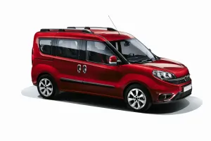 Opel Combo Uyumlu D Krom Kapı Kolu Çerçevesi 4 Kapı 2011-2018