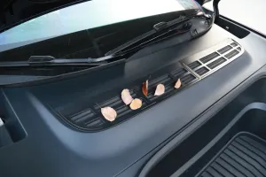 2025+ MODEL Y (JUNIPER) IÇIN ÖN IZGARA KORUMA - Görsel 2